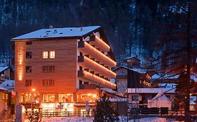 Hotel Bristol